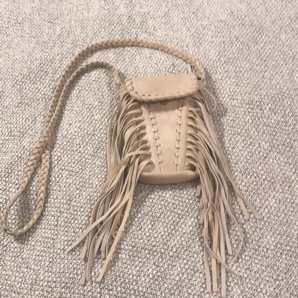 EUC- Crossbody fringe /Cream